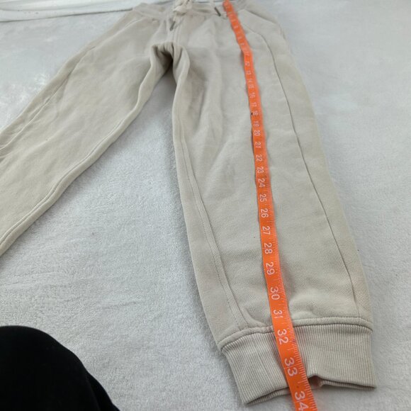 Lululemon Scuba High-Rise Cropped Joggers size o Cream color - Picture 3 of 8